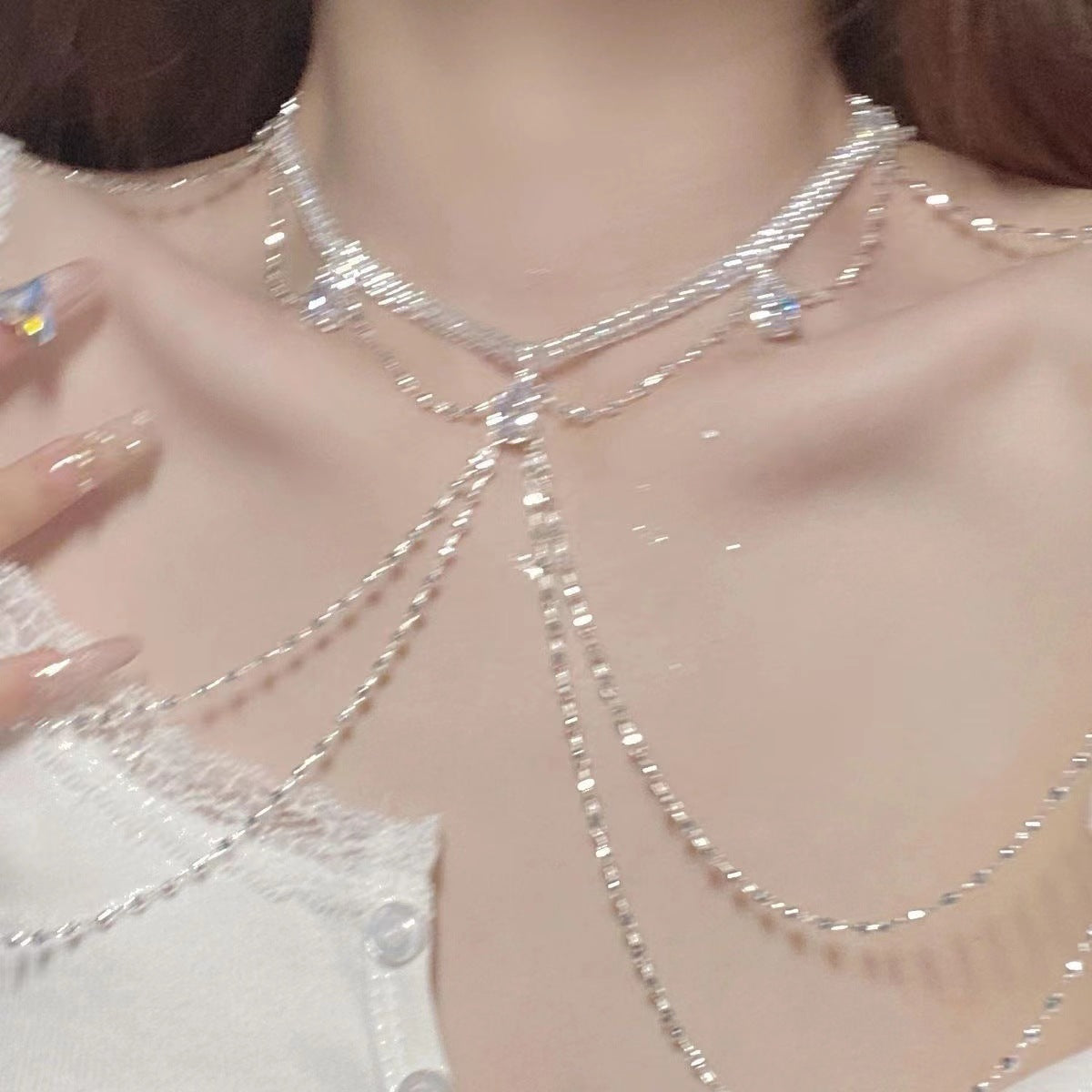 Rhinestone Breast Chain – Elegant European & American Body Jewelry for Special Occasions